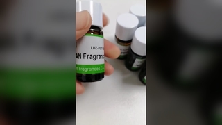 Mum Yapımında En İyi Vetiver ve Lavanta Kokusu Yağı